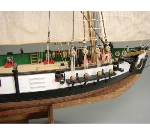 Сборная картонная модель Shipyard балтиморский клипер Berbice в верфи Quay-Portt 1780 г (№38), 1/96