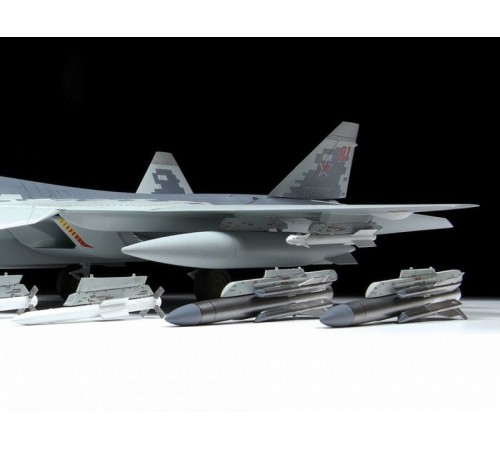 Сборная модель ZVEZDA Российский многофункциональный истребитель пятого поколения Су-57, 1/48