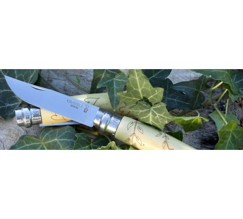 Нож Opinel №7 Nature, нержавеющая сталь, рукоять самшит, гравировка листья