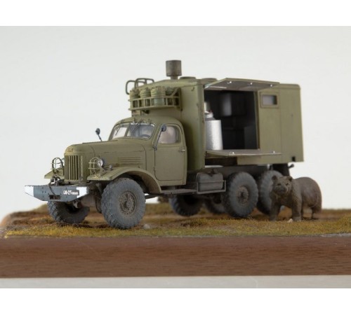 Сборная модель AVD Передвижная автомобильная кухня ПАК-170 (157) (с интерьером), 1/43