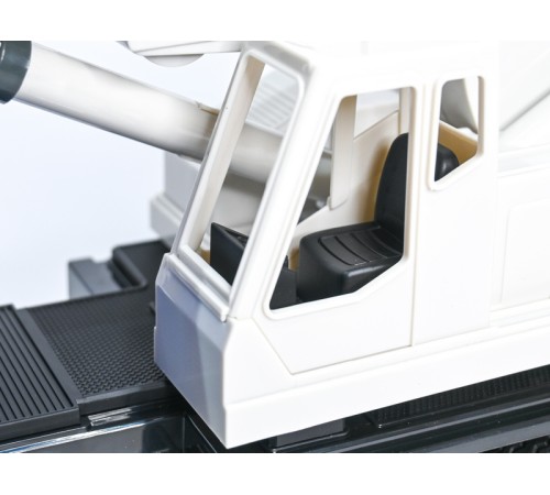 Радиоуправляемый автокран Double Eagle Freightliner 114SD 1/20 2.4G RTR