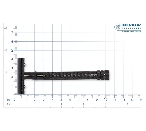 Cтанок Т-образный для бритья MERKUR 23B, PVD-покрытие черного цвета, прямой срез, закрытый гребень, длинная ручка, лезвие в комплекте (1 шт)