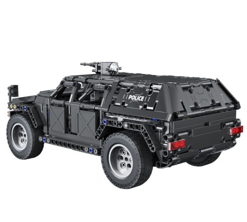 Радиоуправляемый конструктор CADA бронированный внедорожник Fierce Warrior SUV 1/12 (561 деталь)