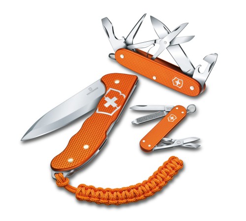 Нож охотника VICTORINOX Hunter Pro Alox LE 2021 130 мм, 4 функции, с фиксатором лезвия, оранжевый