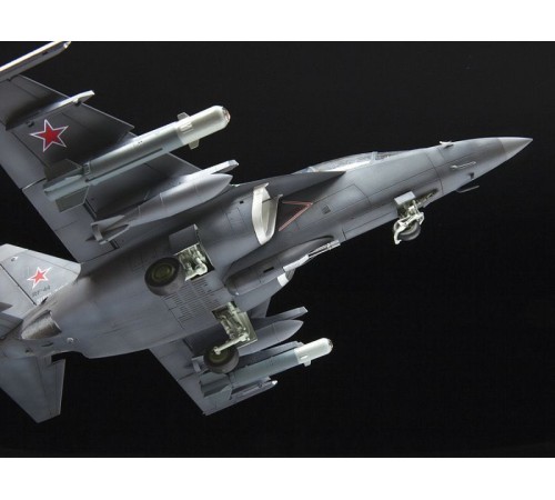 Сборная модель ZVEZDA Российский лёгкий бомбардировщик Як-130, 1/48