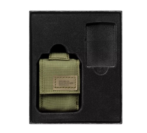 Набор ZIPPO: чёрная зажигалка Black Crackle® и зелёный нейлоновый чехол, в подарочной коробке