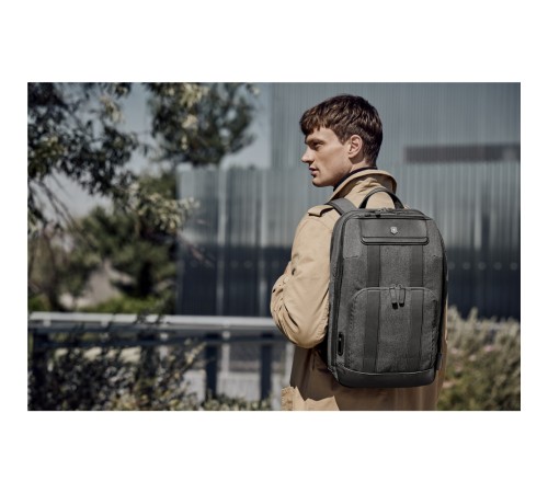 Рюкзак VICTORINOX Architecture Urban 2 Deluxe Backpack 15”, серый, полиэстер/кожа, 31x23x46 см, 23 л