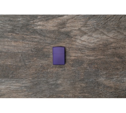 Зажигалка ZIPPO Classic с покрытием Purple Matte, латунь/сталь, фиолетовая, матовая, 38x13x57 мм