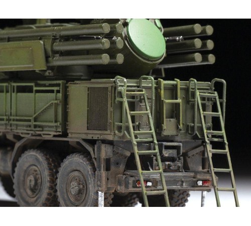 Сборная модель ZVEZDA Российский самоходный зенитный ракетно-пушечный комплекс Панцирь-С1, 1/72