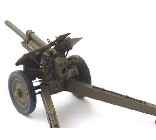 Сборная модель ZVEZDA Советская 122-мм дивизионная гаубица М-30, 1/35