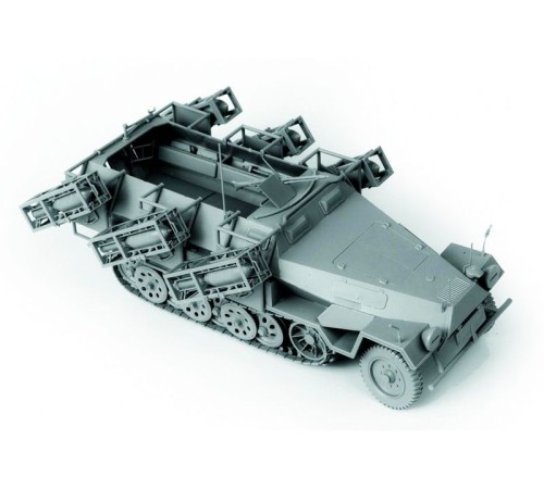 Сборная модель ZVEZDA Немецкий БТР с пусковыми установками Sd.Kfz.251/1 Ausf.B 