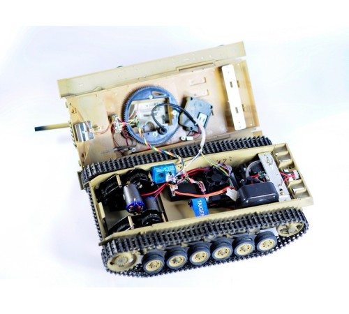 Р/У танк Taigen 1/16 Panzerkampfwagen III (Германия) дым, свет (для ИК боя) V3 2.4G RTR камуфляж
