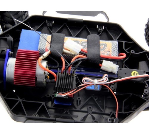 Радиоуправляемый шорт-корс Remo Hobby 9EMU (красный) 4WD 2.4G 1/8 RTR