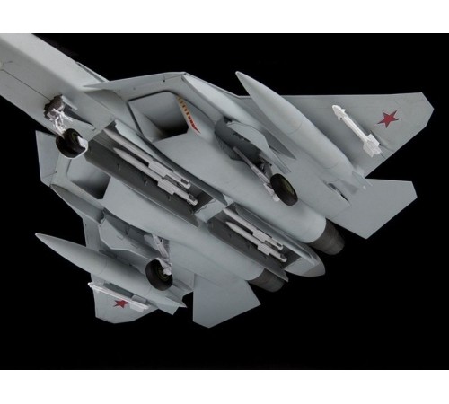 Сборная модель ZVEZDA Российский многофункциональный истребитель пятого поколения Су-57, 1/48
