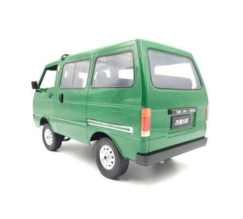 Радиоуправляемый автомобиль WPL минивен (зеленый) 2.4G 1/10 RTR