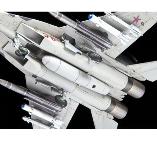 Сборная модель ZVEZDA Многоцелевой фронтовой истребитель МиГ-29 СМТ, 1/72