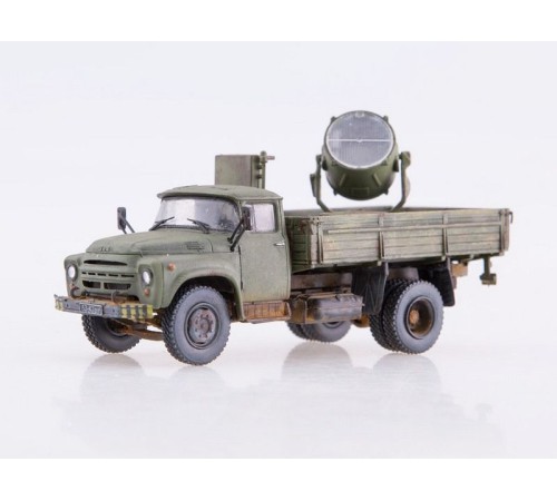 Сборная модель AVD Прожекторная установка АПМ-90М (130), 1/72