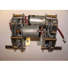 Редуктор левый и правый для танка КВ-1 (цинк)
