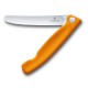 Нож для овощей VICTORINOX SwissClassic, складной, лезвие 11 см с волнистой кромкой, оранжевый