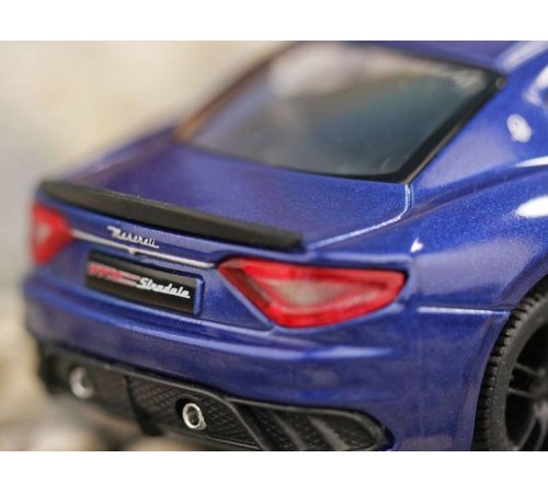 Машина Kinsmart 1:38 Maserati GranTurismo MC Stradale инерция (1/12шт.) б/к