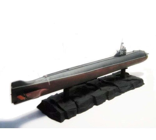 Сборная модель ZVEZDA Подводная лодка “Ленинский Комсомол” К-3, 1/350