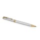 Тонкая шариковая ручка Parker ESSENTIAL Sonnet Stainless Steel GT