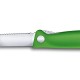 Нож для овощей VICTORINOX SwissClassic, складной, лезвие 11 см с волнистой заточкой, зелёный