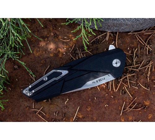 Нож Ruike P138-B черный