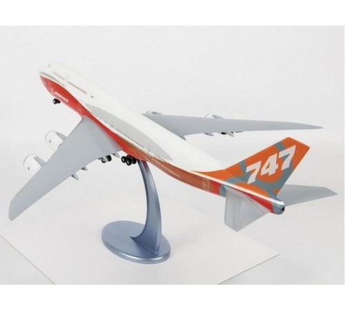 Сборная модель ZVEZDA Пассажирский авиалайнер Боинг 747-8, 1/144