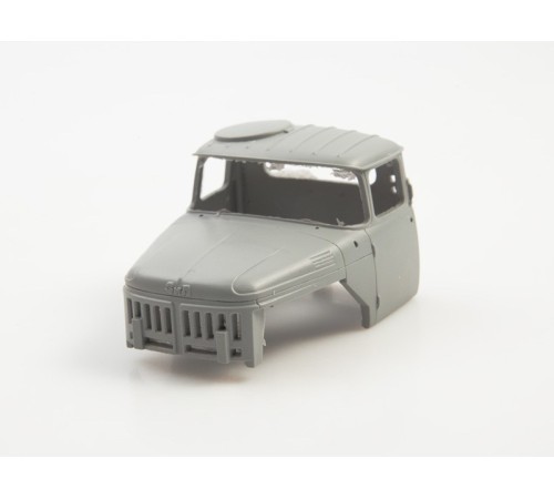 Сборная модель AVD Вездеход ЗИЛ-132, 1/43