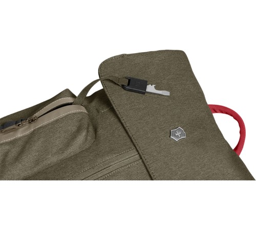 Рюкзак VICTORINOX Altmont Classic Flapover Laptop 15,4'', зелёный, полиэфир, 28x14x43 см, 13 л