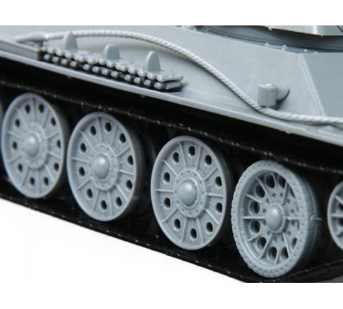 Сборная модель ZVEZDA Советский танк Т-34/76 (сборка без клея), 1/72