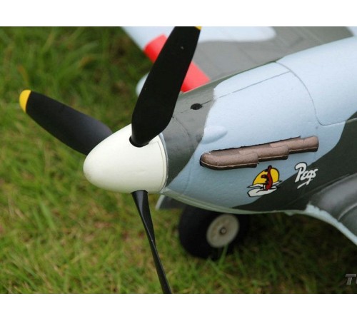 Радиоуправляемый самолет Top RC Hurricane зеленый 750мм 2.4G 4-ch LiPo RTF