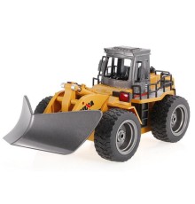 Радиоуправляемый снегоуборщик HUI NA TOYS 2.4G 6CH 1/18 RTR
