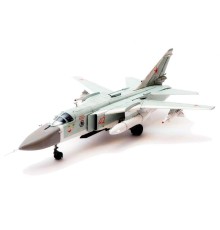 Сборная модель ZVEZDA Советский фронтовой бомбардировщик Су-24, 1/72