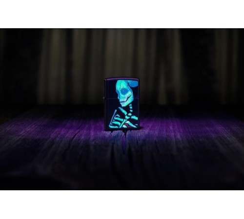 Зажигалка ZIPPO Skeleton Design с покрытием Black Light, латунь/сталь, черная, матовая, 38x13x57 мм