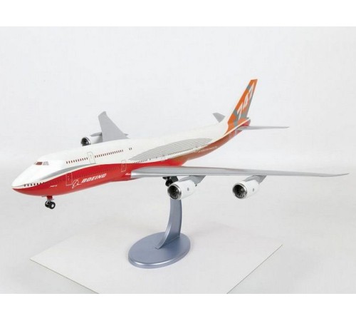 Сборная модель ZVEZDA Пассажирский авиалайнер Боинг 747-8, 1/144
