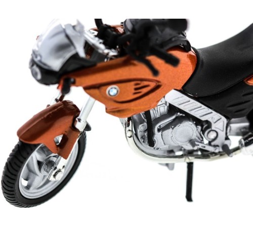 Мотоцикл Motormax 1:18 Honda и Yamaha в ассортименте 76205 в/к