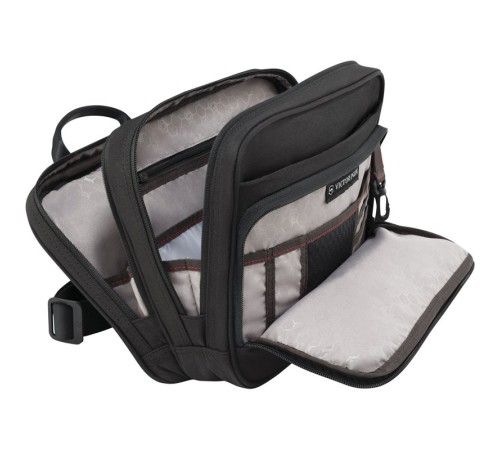 Сумка VICTORINOX Travel Companion, с системой защиты RFID, чёрная, нейлон 800D, 27x8x21 см, 4 л