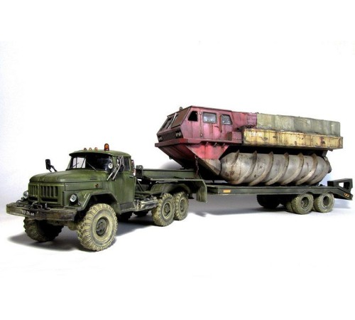 Сборная модель AVD Шнекороторный снегоболотоход ЗИЛ-4904, 1/43