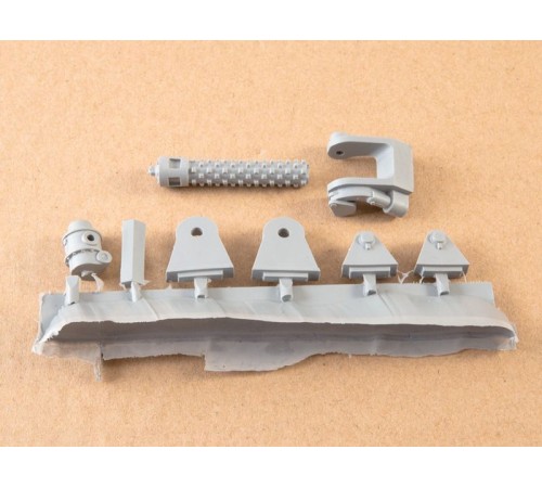 Сборная модель AVD ГПИ-72 шнековый снегоболотоход, 1/43
