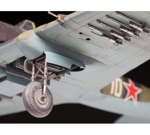 Сборная модель ZVEZDA Советский штурмовик 