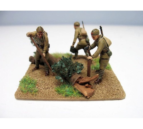 Сборные солдатики ZVEZDA Советские саперы, 1/72