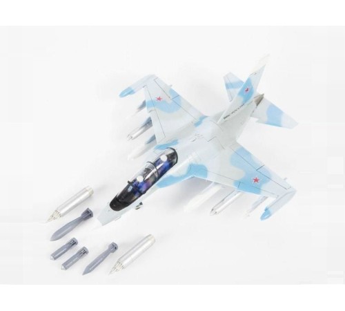 Сборная модель ZVEZDA Российский учебно-боевой самолет Як-130, 1/72