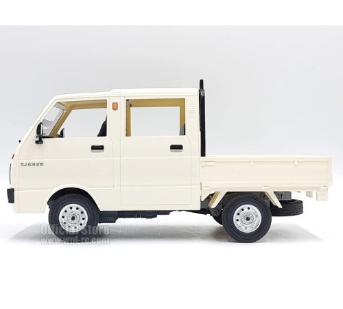 Радиоуправляемая машина WPL китайский грузовичок D-32 (белая) 2.4G 1/10 RTR