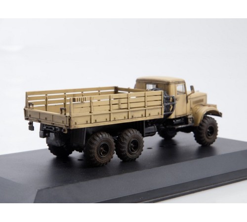 Сборная модель AVD КРАЗ-255Б бортовой, 1/72