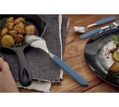 Набор из 24 столовых принадлежностей VICTORINOX Swiss Modern: 6 столовых ножей, 6 вилок, 12 ложек