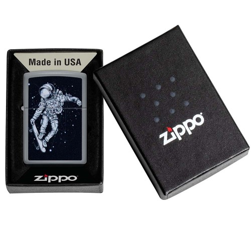 Зажигалка ZIPPO Skateboarding Astronaut с покрытием Flat Grey, латунь/сталь, серая, 38x13x57 мм