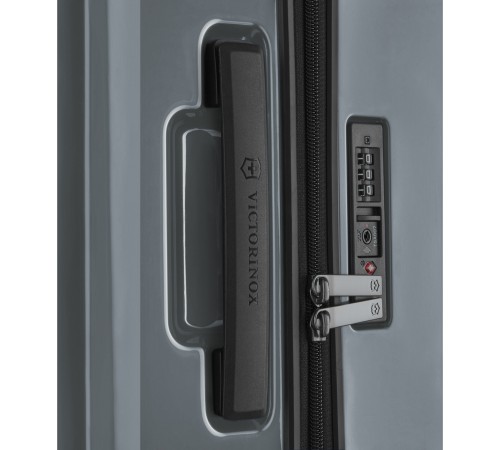 Чемодан VICTORINOX Airox, серебристый, 100% поликарбонат Makrolon, 46x29x69 см, 74 л
