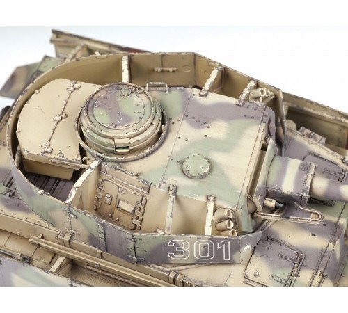 Сборная модель ZVEZDA Немецкий средний танк Pz IV Ausf. G, 1/35